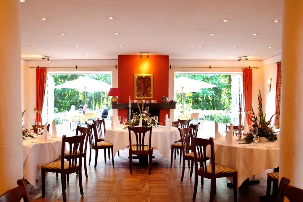 Landgasthof & Hotel Jagdhof Stralsund Esterno foto