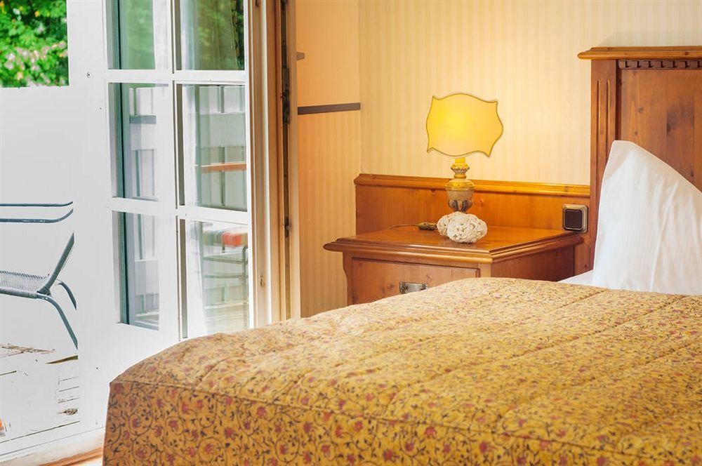 Landgasthof & Hotel Jagdhof Stralsund Esterno foto