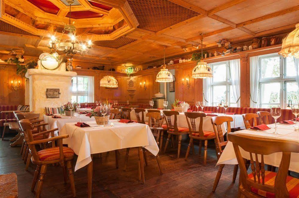 Landgasthof & Hotel Jagdhof Stralsund Esterno foto