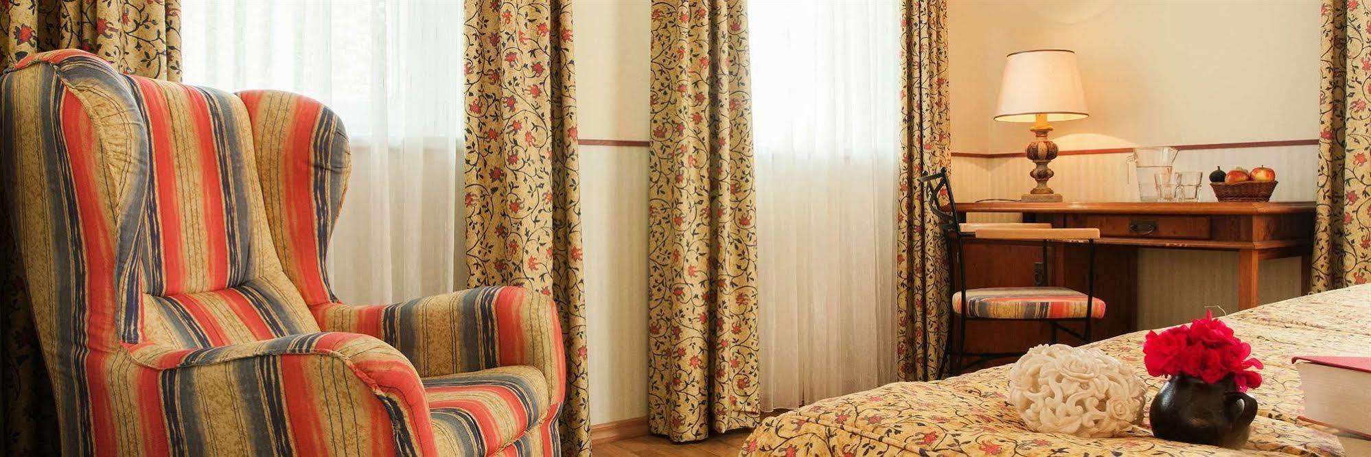 Landgasthof & Hotel Jagdhof Stralsund Esterno foto
