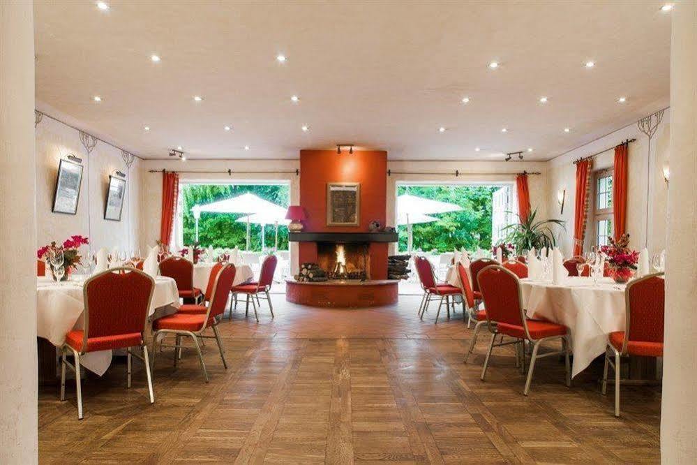 Landgasthof & Hotel Jagdhof Stralsund Esterno foto